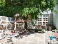 Charming House Marques