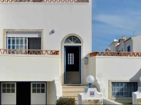 Feels Like Home - Ericeira Flat