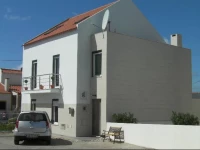 Peniche Surf Lodge