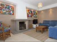 Lisbon Waves Surf Lodge