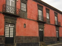 Solar da Gloria ao Carmo