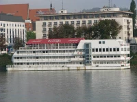 Botel Gracia 3*