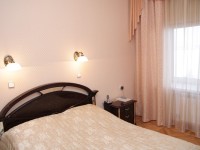 Oktyabrskaya hotel 3*