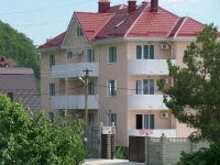 Admiral Guest House Nebug 