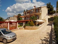 Villa Velike Stine 4*