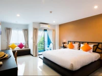 Sleep Whale Hotel 3*