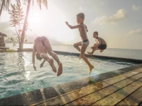 Escape Beach Resort 4*