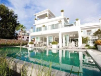 Na Jomtien Beachfront Villa