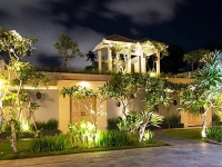 Kamuela Villas Seminyak 4*