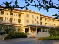Raffles Grand Hotel dAngkor 5*