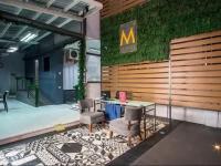 Metro Deluxe Residences