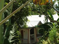 Lapu-Lapu Cottages & Restaurant 2*