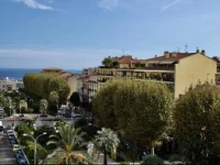 Residence Chateauneuf