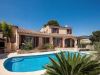 La Demeure Insoupconnee