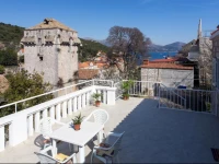 Ivica Guest House 3*