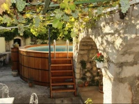 Anka Holiday Home 4*