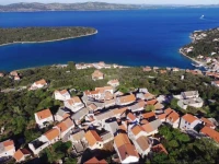 Porovac Holiday Home