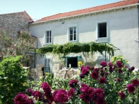 Katica Guest House 3*