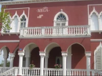 Villa Mega 3*