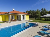 Eliana Holiday Home