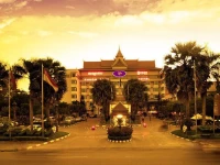 Phnom Penh Hotel 4*