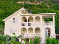 Country House Djurisic