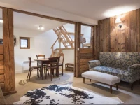 La Ruinette - Art Barn Apartments