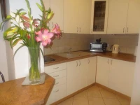 Krola Jana Top Booking