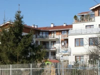 Bently Apartments Neptun Park