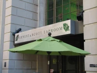 LuxiaSuites Rodney Square