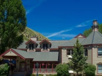 Grand Victorian Lodge Bed and Breakfast 3*