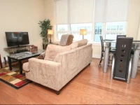 Contemporary 2 Bedroom By Rittenhouse