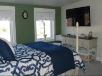 Second Street Cottages