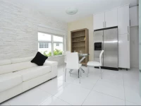 Lincoln Road Apartments