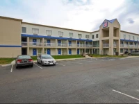 Motel 6 Columbus West