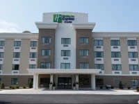 Holiday Inn Express and Suites West Ocean City