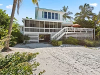 White Sand Cottage by Vacation Rental Pros