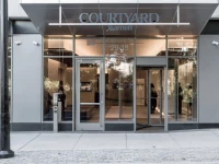 Courtyard Long Island City/New York Manhattan View