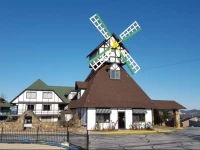 Windmill Inn & Suites 3*