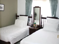 Sunflower Court Bed And Breakfast