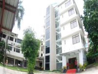 Holiday Hotel Yangon 3*