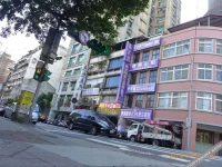 Flower Inn Taipei 2*