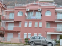 Nikola Apartments 4*