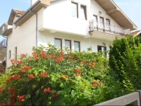 Vlatko Apartments 2*