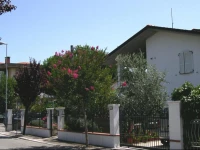 Villa Elegante Con Terrazzo E Giardino