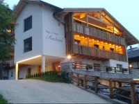 Chalet Apartments Ambria