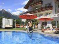 Wellnesshotel Grafenstein 4*