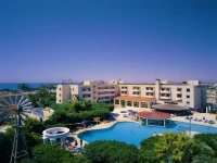 Crown Resorts Henipa 3*