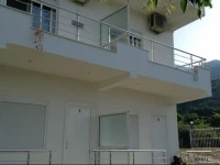 Plazhi Dhermi Guest House