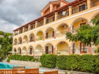 Llazari Hotel